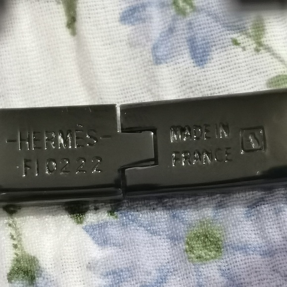 Hermes Black Thin Matte Bracelet - Picture 6 of 10